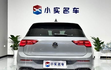 Volkswagen Golf VIII, 2023 год, 1 940 000 рублей, 8 фотография