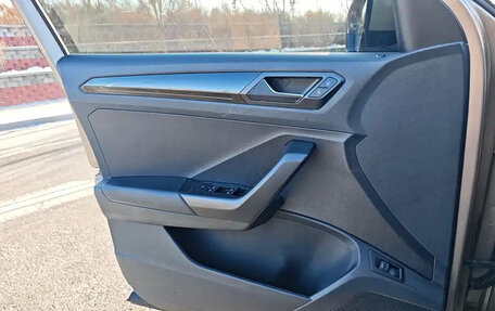 Volkswagen T-Roc I, 2023 год, 2 033 757 рублей, 12 фотография