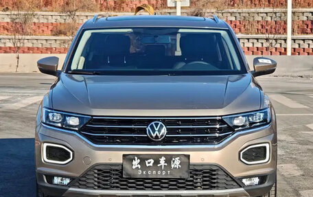 Volkswagen T-Roc I, 2023 год, 2 033 757 рублей, 2 фотография