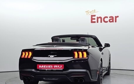 Ford Mustang, 2024 год, 7 900 000 рублей, 4 фотография