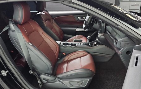 Ford Mustang, 2024 год, 7 900 000 рублей, 11 фотография