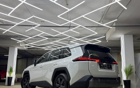 Toyota RAV4, 2025 год, 4 600 000 рублей, 2 фотография