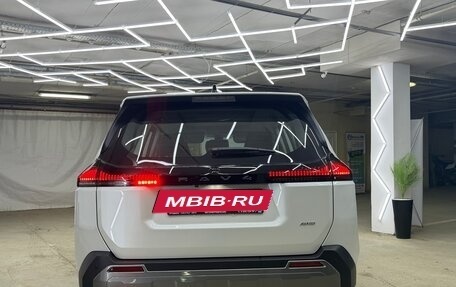 Toyota RAV4, 2025 год, 4 600 000 рублей, 10 фотография