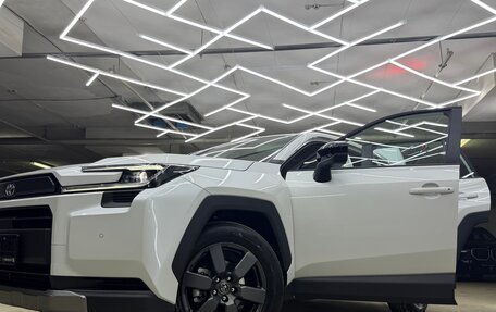 Toyota RAV4, 2025 год, 4 600 000 рублей, 14 фотография