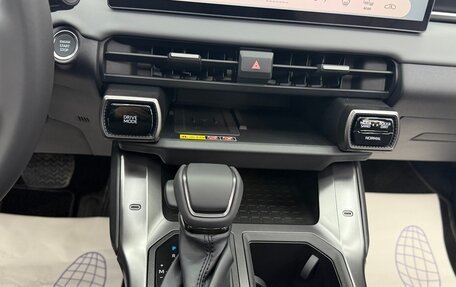 Toyota RAV4, 2025 год, 4 600 000 рублей, 25 фотография