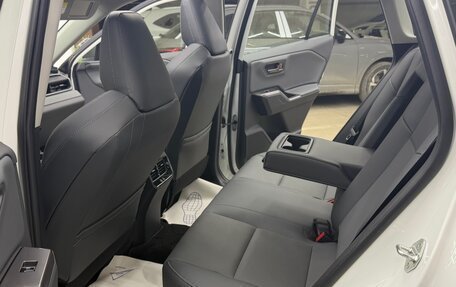 Toyota RAV4, 2025 год, 4 600 000 рублей, 28 фотография