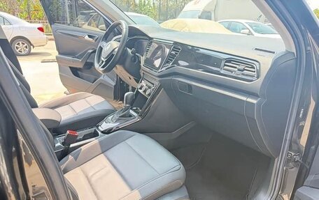 Volkswagen T-Roc I, 2022 год, 1 766 978 рублей, 10 фотография