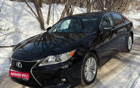 Lexus ES VII, 2013 год, 1 870 000 рублей, 2 фотография