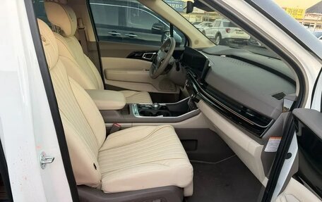 KIA Carnival, 2025 год, 7 344 757 рублей, 6 фотография