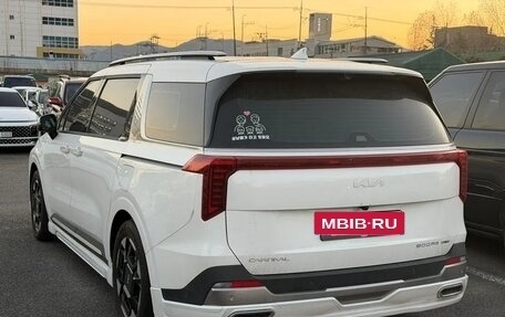 KIA Carnival, 2025 год, 7 344 757 рублей, 3 фотография