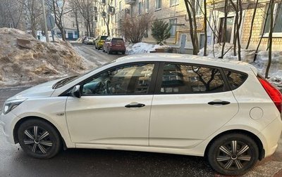 Hyundai Solaris II рестайлинг, 2015 год, 630 000 рублей, 1 фотография