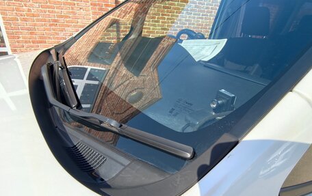 Toyota Voxy III, 2014 год, 2 050 000 рублей, 8 фотография