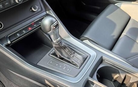 Audi Q3, 2022 год, 2 350 000 рублей, 5 фотография