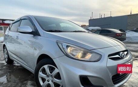 Hyundai Solaris II рестайлинг, 2013 год, 899 000 рублей, 2 фотография
