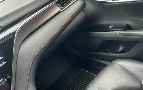 Toyota Camry, 2019 год, 1 950 000 рублей, 3 фотография