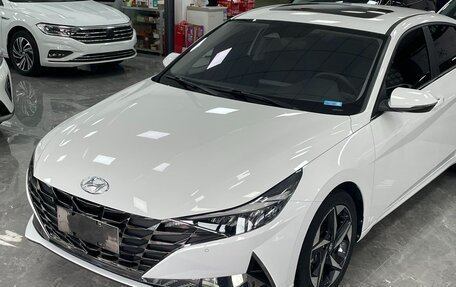 Hyundai Elantra, 2022 год, 1 240 000 рублей, 4 фотография