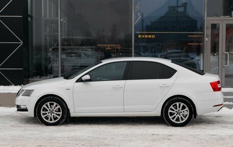 Skoda Octavia, 2019 год, 1 995 000 рублей, 8 фотография