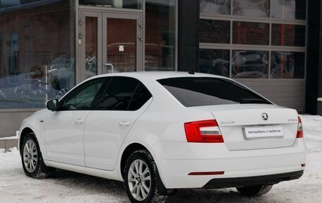 Skoda Octavia, 2019 год, 1 995 000 рублей, 7 фотография