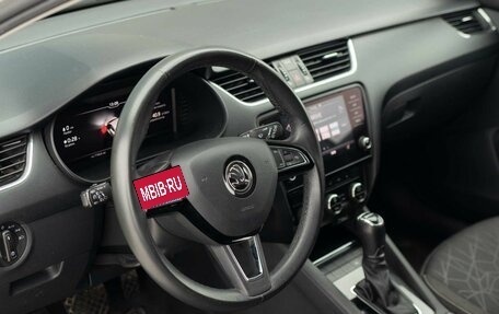 Skoda Octavia, 2019 год, 1 995 000 рублей, 11 фотография