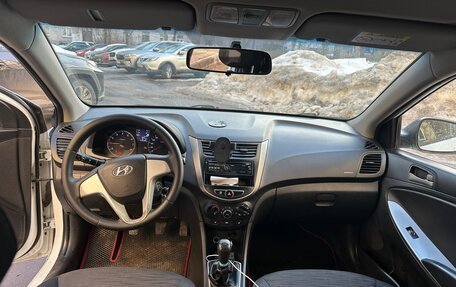 Hyundai Solaris II рестайлинг, 2015 год, 630 000 рублей, 7 фотография