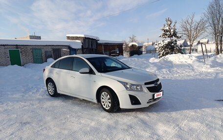 Chevrolet Cruze II, 2013 год, 750 000 рублей, 3 фотография