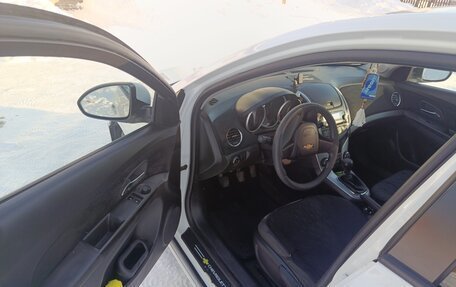 Chevrolet Cruze II, 2013 год, 750 000 рублей, 6 фотография