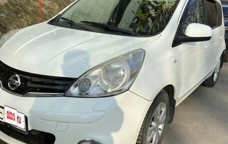 Nissan Note II рестайлинг, 2013 год, 1 фотография