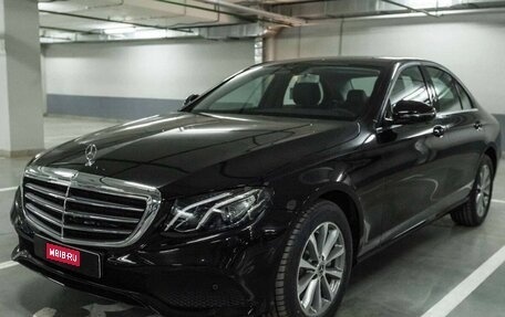 Mercedes-Benz E-Класс, 2018 год, 2 200 000 рублей, 1 фотография