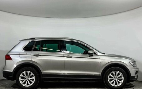 Volkswagen Tiguan II, 2017 год, 2 650 000 рублей, 4 фотография