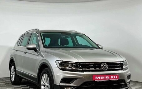 Volkswagen Tiguan II, 2017 год, 2 650 000 рублей, 3 фотография