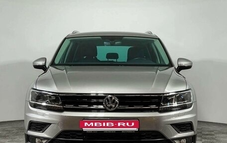 Volkswagen Tiguan II, 2017 год, 2 650 000 рублей, 2 фотография