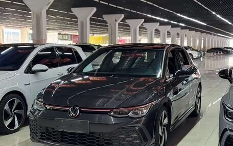 Volkswagen Golf VIII, 2021 год, 1 459 000 рублей, 2 фотография