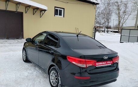 KIA Rio III рестайлинг, 2015 год, 900 000 рублей, 3 фотография