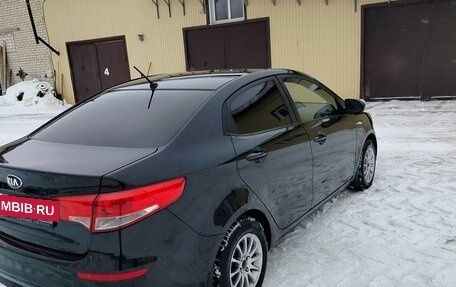 KIA Rio III рестайлинг, 2015 год, 900 000 рублей, 2 фотография