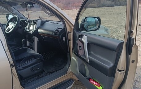 Toyota Land Cruiser Prado 150 рестайлинг 2, 2010 год, 2 900 000 рублей, 6 фотография