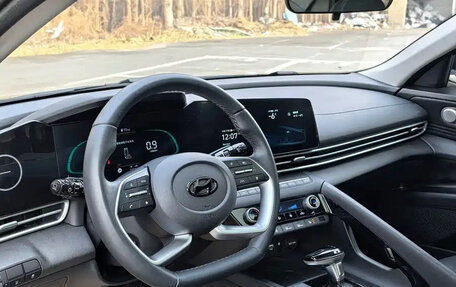 Hyundai Elantra, 2023 год, 1 493 260 рублей, 13 фотография