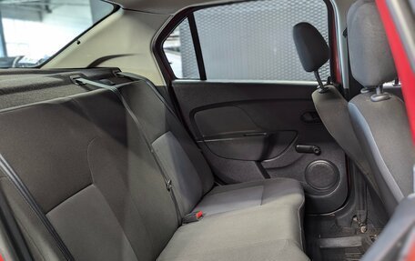 Renault Logan II, 2014 год, 680 000 рублей, 26 фотография