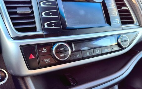 Toyota Highlander III, 2014 год, 2 650 000 рублей, 19 фотография