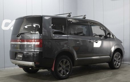 Mitsubishi Delica D:5 I, 2018 год, 3 000 000 рублей, 2 фотография