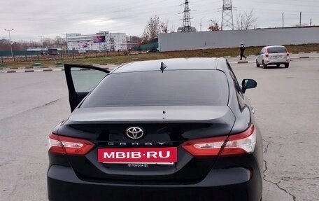 Toyota Camry, 2018 год, 2 500 000 рублей, 8 фотография