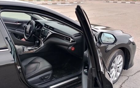 Toyota Camry, 2018 год, 2 500 000 рублей, 12 фотография