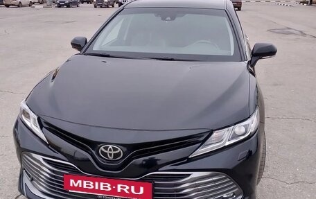 Toyota Camry, 2018 год, 2 500 000 рублей, 11 фотография