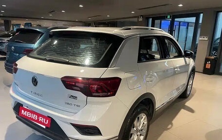 Volkswagen T-Roc I, 2021 год, 1 289 000 рублей, 3 фотография