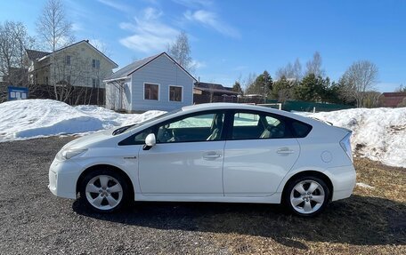 Toyota Prius, 2013 год, 1 250 000 рублей, 2 фотография