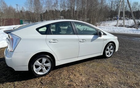 Toyota Prius, 2013 год, 1 250 000 рублей, 5 фотография