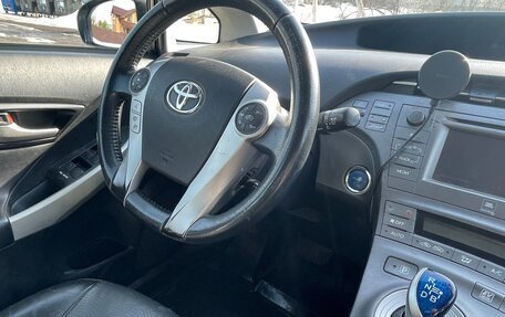 Toyota Prius, 2013 год, 1 250 000 рублей, 12 фотография