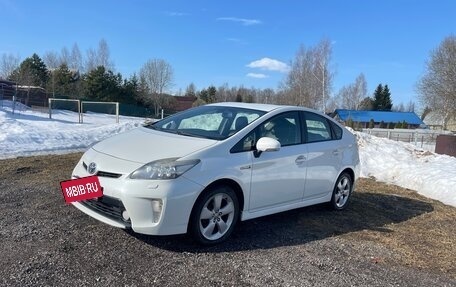 Toyota Prius, 2013 год, 1 250 000 рублей, 17 фотография
