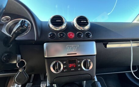 Audi TT, 2000 год, 780 000 рублей, 14 фотография