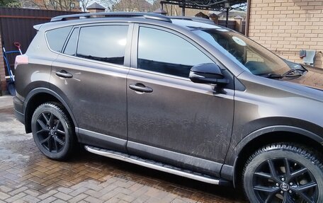 Toyota RAV4, 2019 год, 3 050 000 рублей, 4 фотография