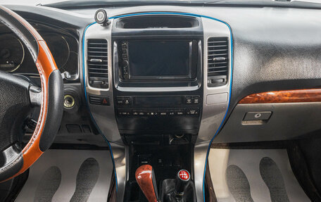 Toyota Land Cruiser Prado 120 рестайлинг, 2003 год, 1 499 000 рублей, 17 фотография